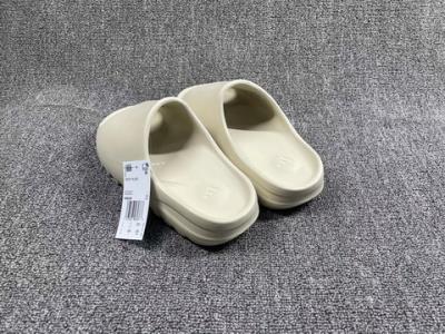 wholesale quality yeezy slide model no. 12